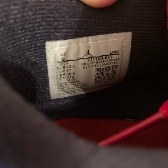 Jordan 4 Fiba - Picture 15 of 16